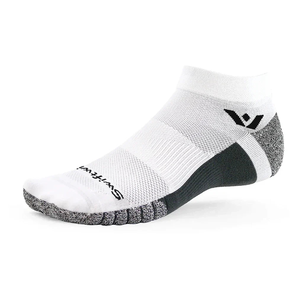 Flite XT Ankle Socks White-Socks-Swiftwick-1X020ZZ-Tennis Express