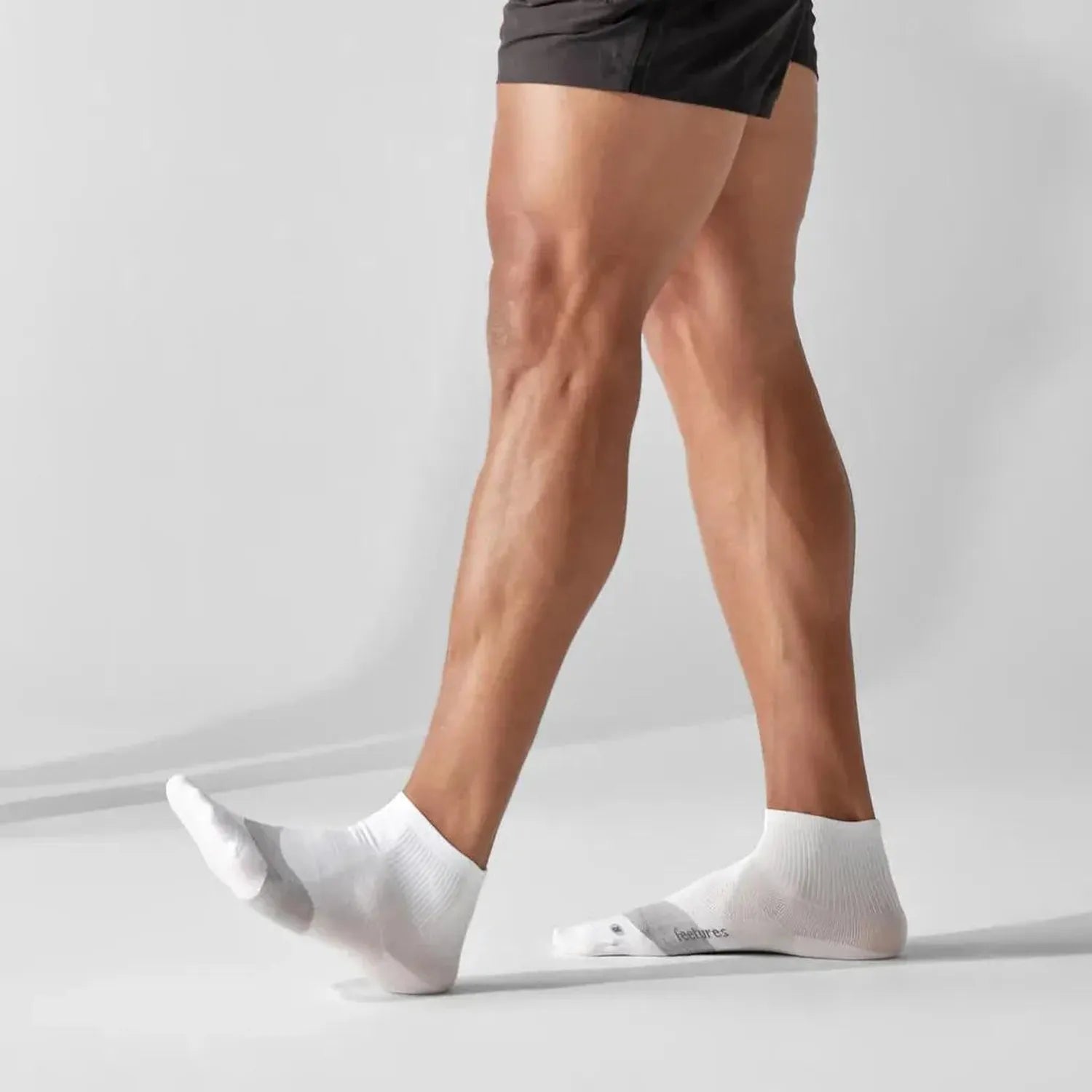 Elite Light Cushion Quarter Tennis Socks-Socks-Feetures-E25-U24-2-Tennis Express