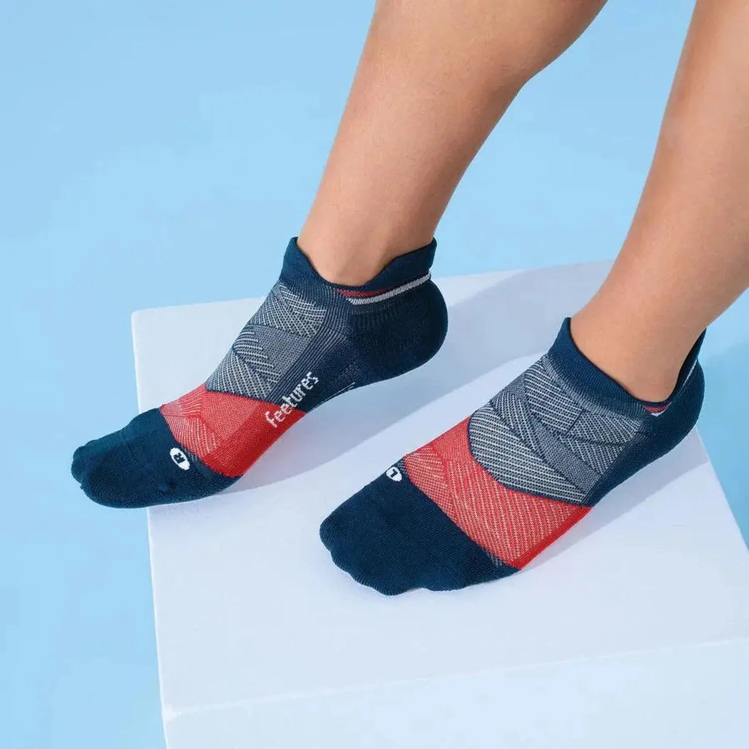 Elite Light Cushion No Show Tab Socks USA Navy-Socks-Feetures-E50-29678U24-4-Tennis Express