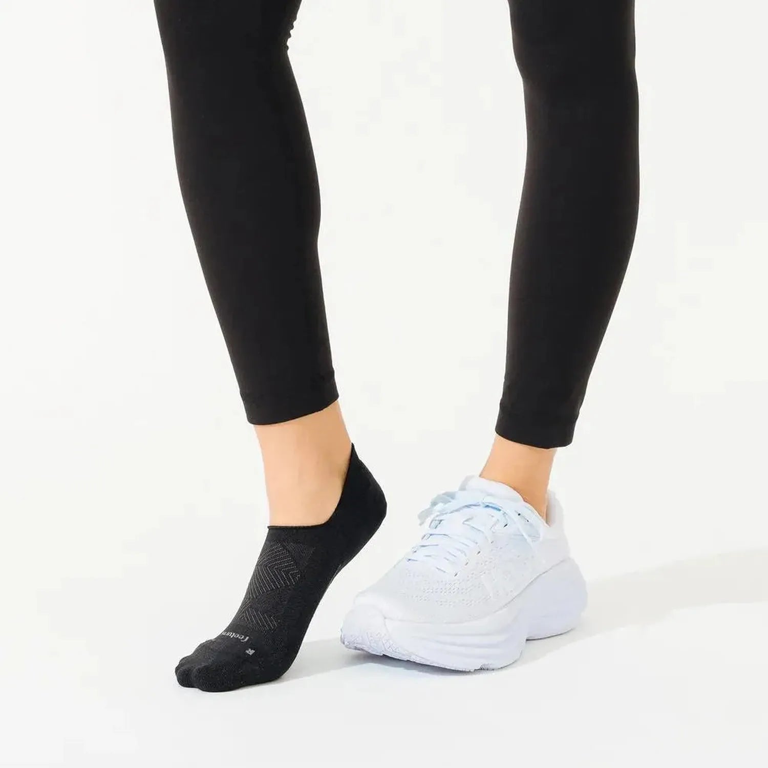 Elite Light Cushion Invisible Tennis Socks-Socks-Feetures-E70-U24-4-Tennis Express