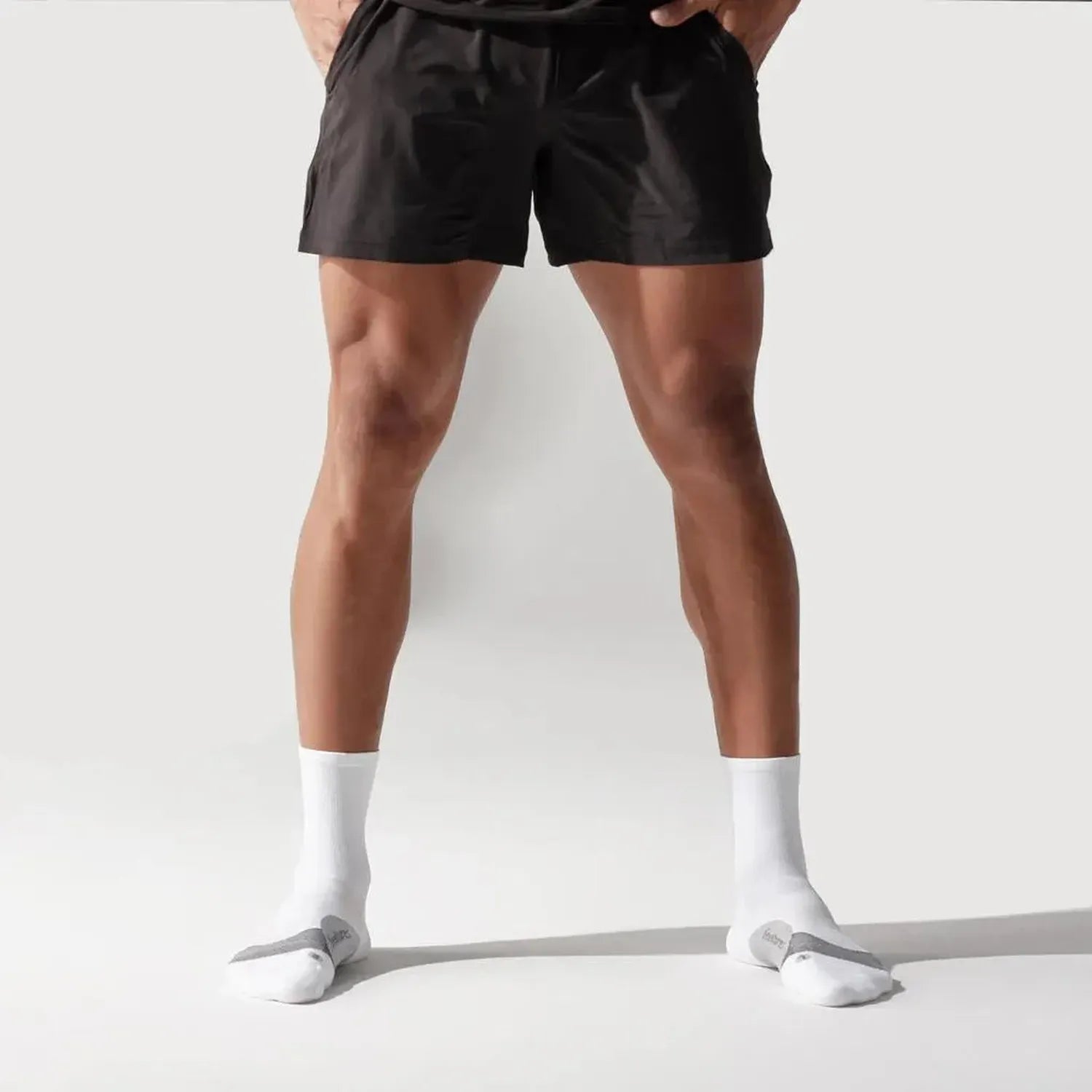 Elite Light Cushion Mini Crew Tennis Socks White-Socks-Feetures-E90-33158U24-1-Tennis Express