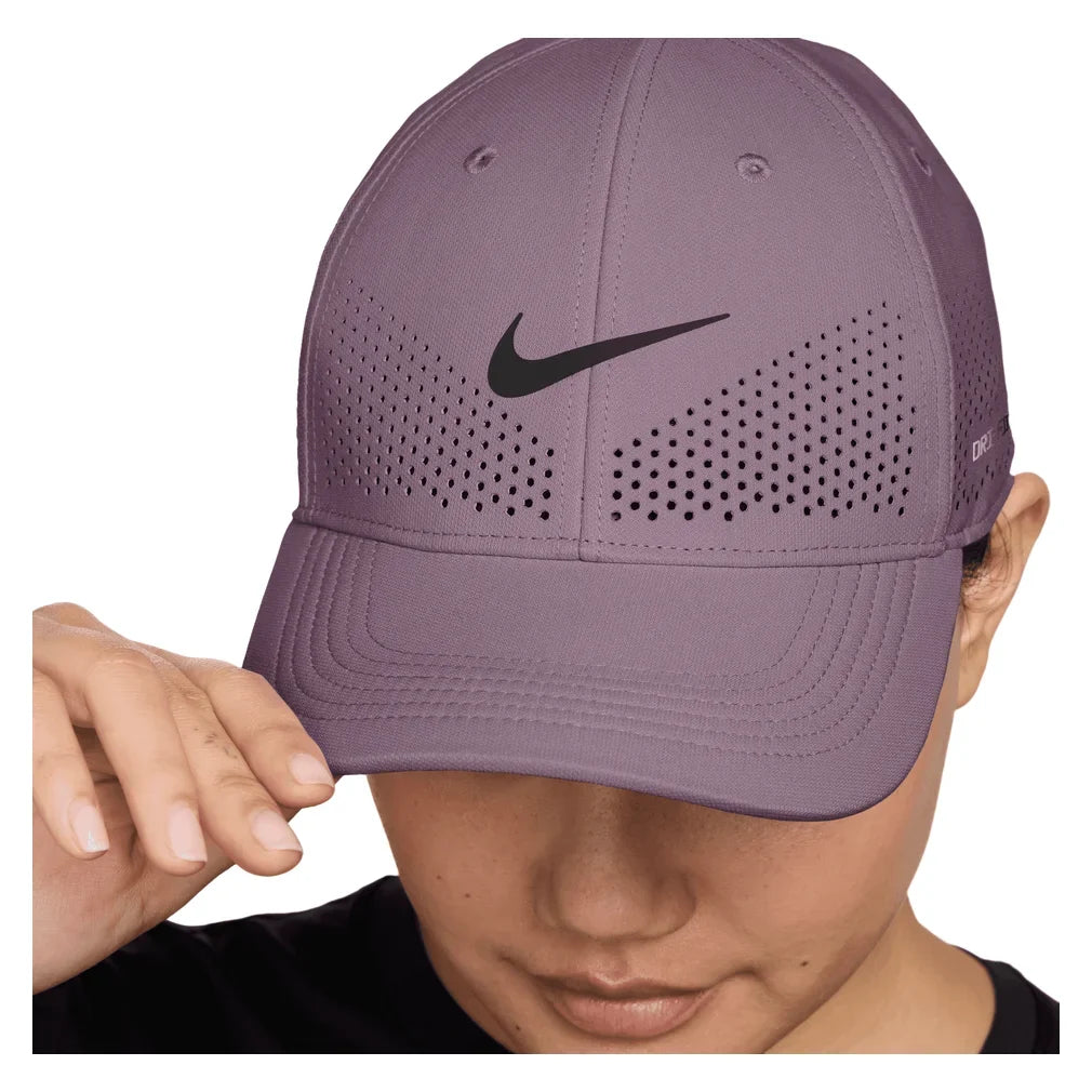 Unisex Dri-FIT ADV Club Structured Swoosh Tennis Cap, Nike, 536 Violet Dust/Black, Tennis Express, FB5636-H26-536-VIOLET-DUST-BLACK-1